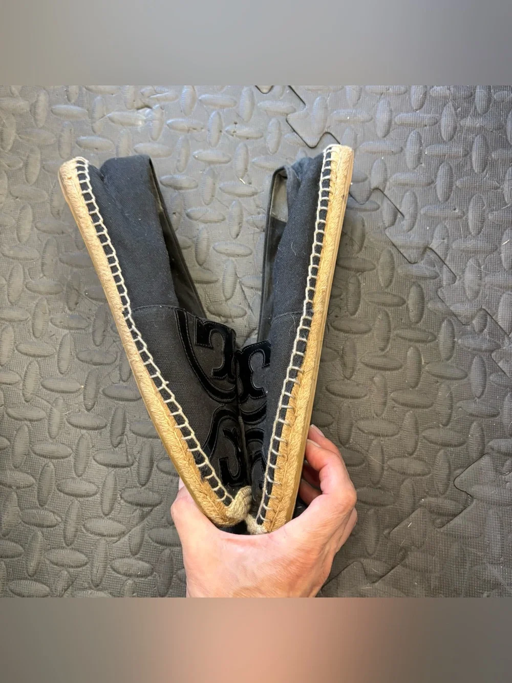 3680 Tory Burch Black Patent Logo Espadrille Flats Size 10